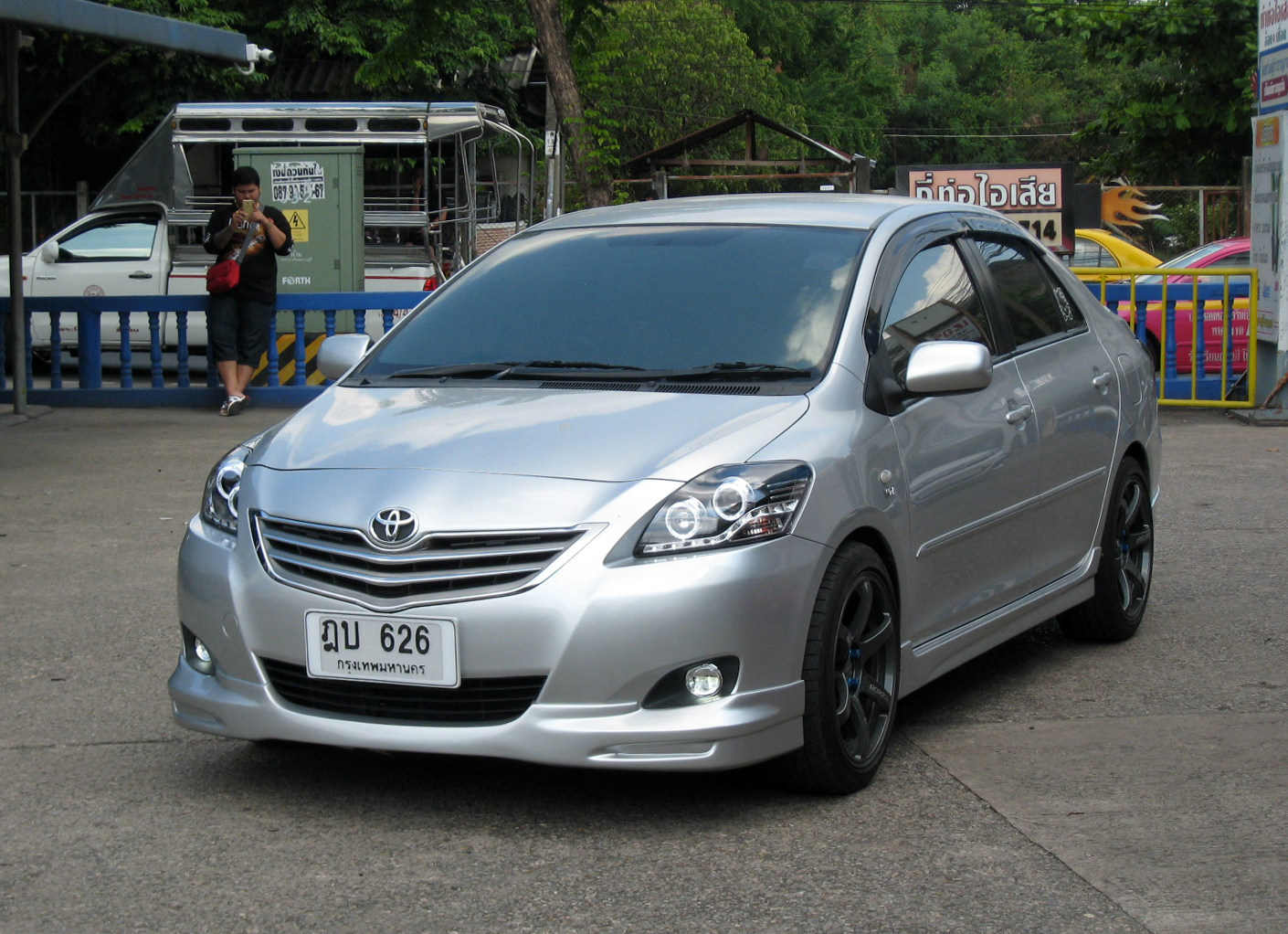 ชุดแต่ง Vios2007-2012 รุ่น ทรงห้างOEM แบบร่อง